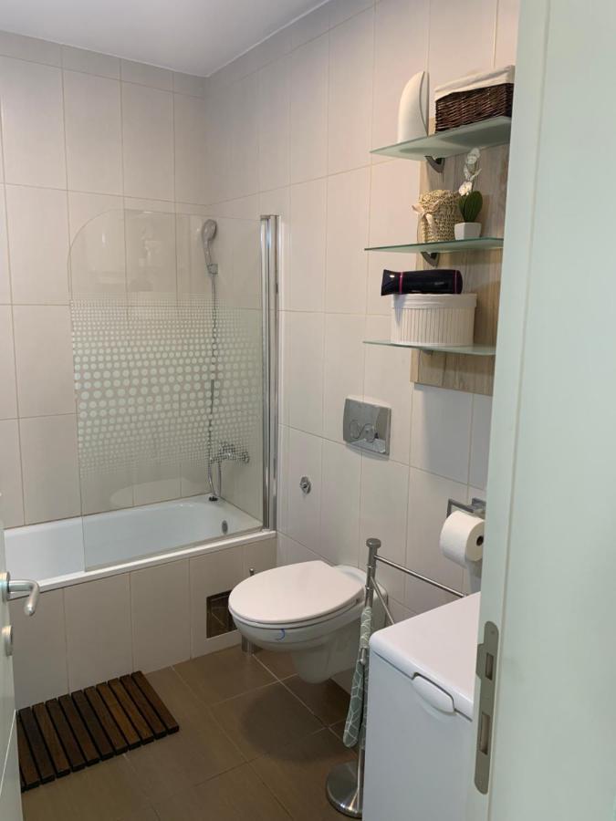 Apartment Rosa โนวีซาด ภายนอก รูปภาพ
