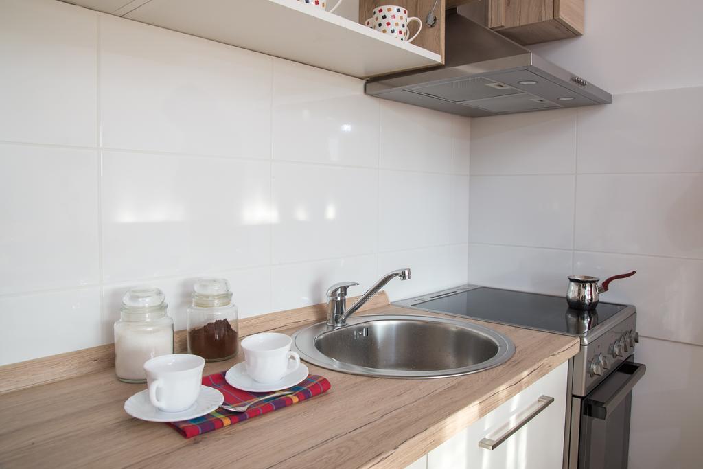 Apartment Rosa โนวีซาด ภายนอก รูปภาพ
